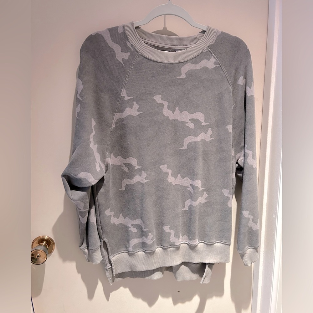 American Eagle sweatshirt